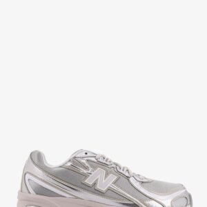7405 mesh sneakers with logo on the side