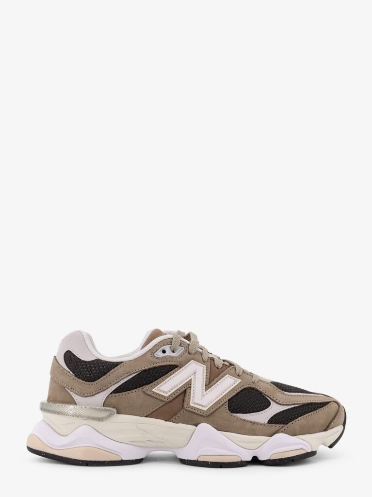 9060 low-top mesh sneakers with suede interts