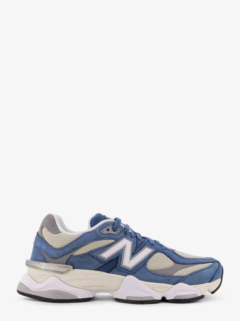 9060 mesh low-top sneakers with suede inserts