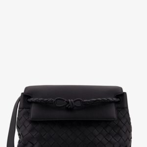 Andiamo leather shoulder bag with Intrecciato pattern