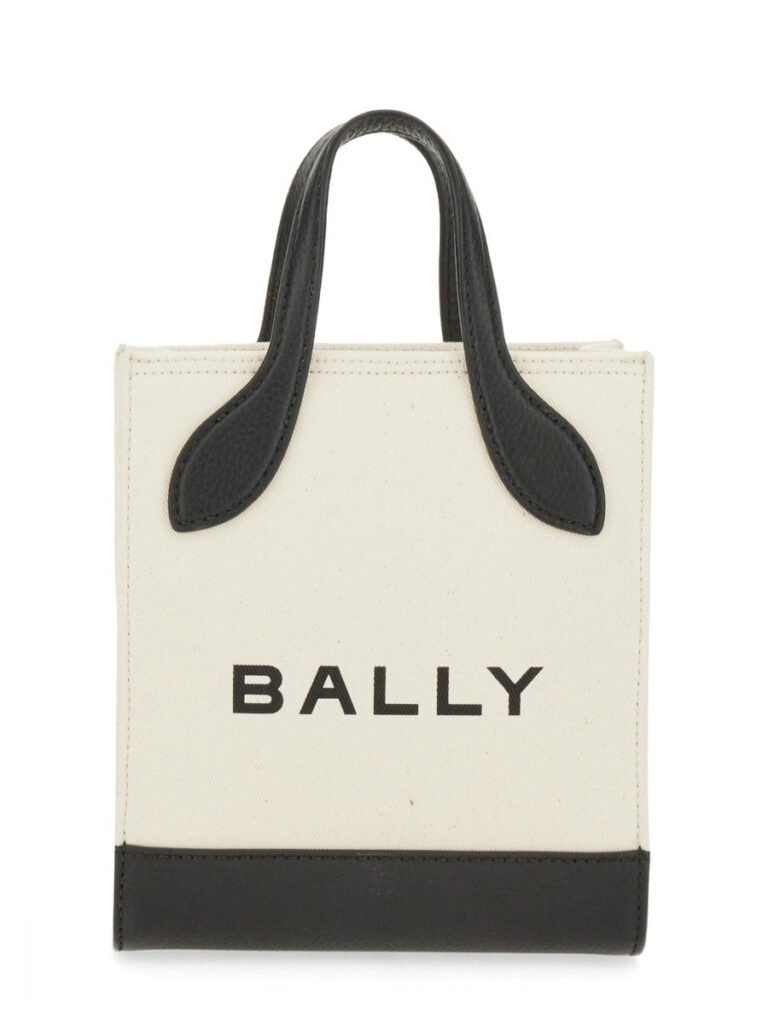 BAG WITH LOGO