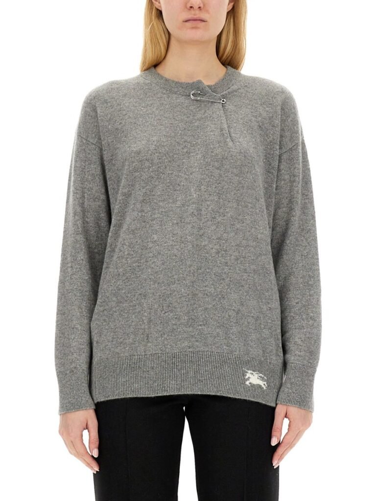 CASHMERE SWEATER WITH KILT PIN