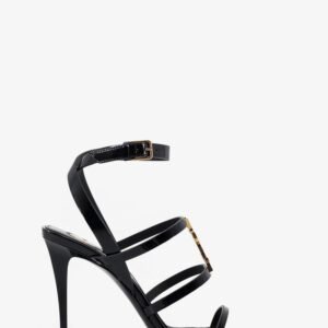 Cassandre patent leather sandals