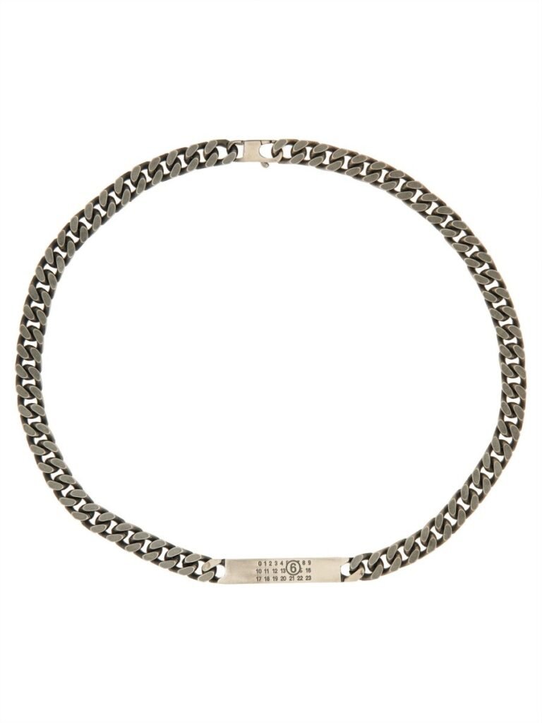 CHAIN NECKLACE