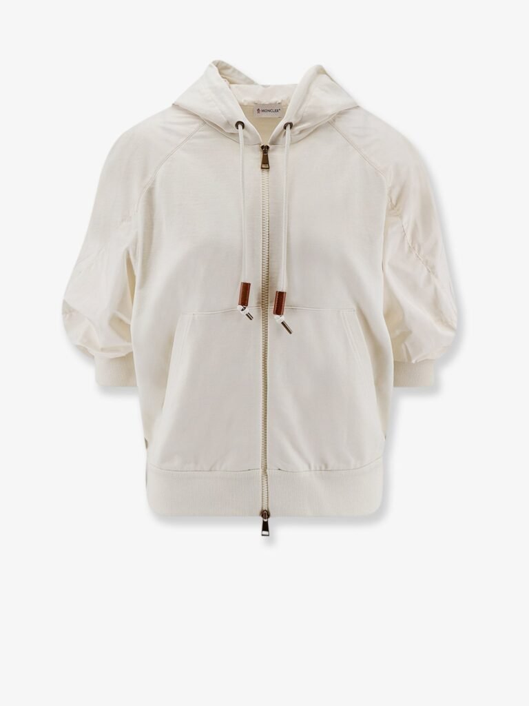 Cotton sweatshirt with nylon sleeves