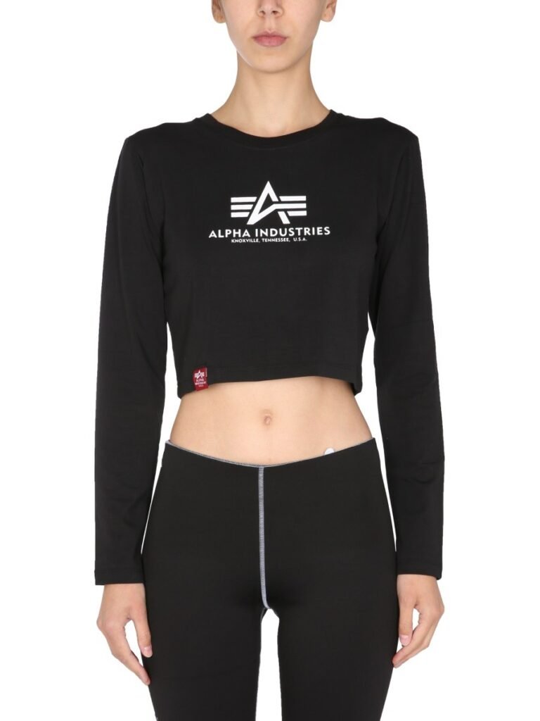CROPPED FIT T-SHIRT