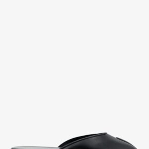 Date Flat leather sandals