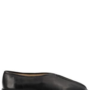 "FLAT PIPED" SLIPPER