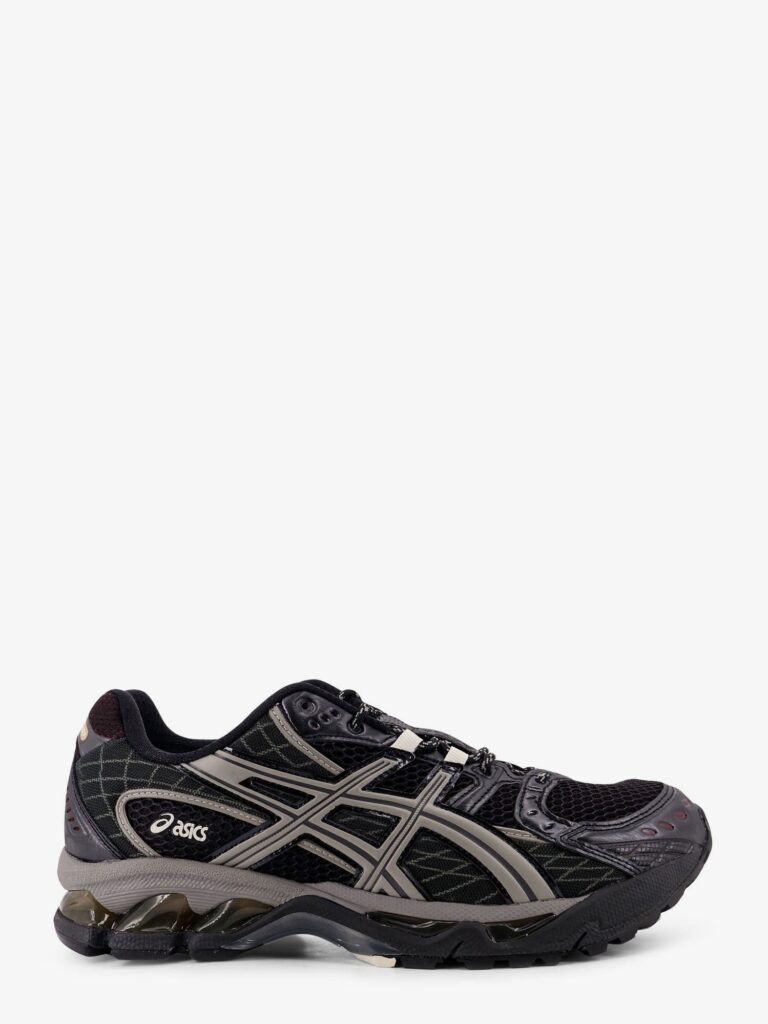 Gel Nimbus 10.1 mesh sneakers with logo on the side