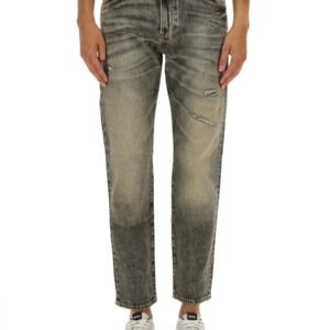 JEANS IN DENIM