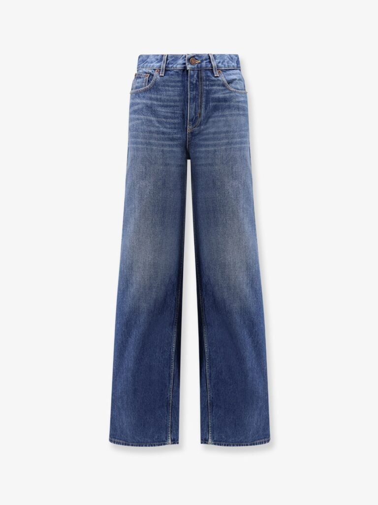 Jeans with leather logo tag