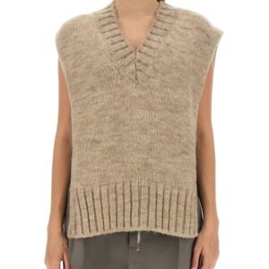 KNITTED VEST