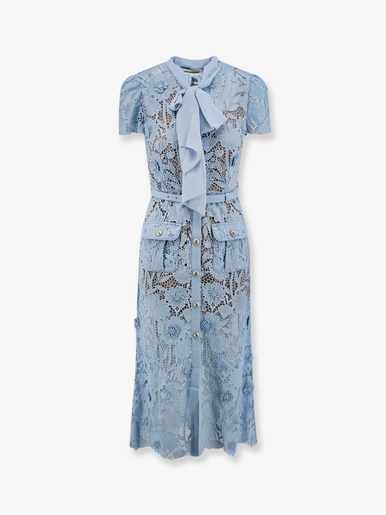 Lace dress with belt