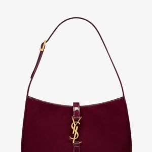 LE 5 À 7 bordeaux patent leather shoulder bag