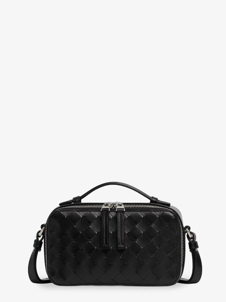 Leather clutch bag with Intrecciato motif