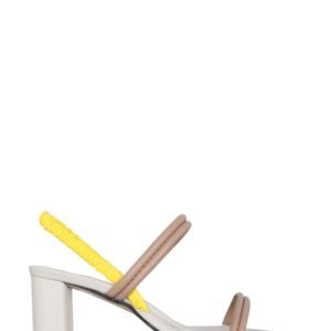 LEATHER SANDALS