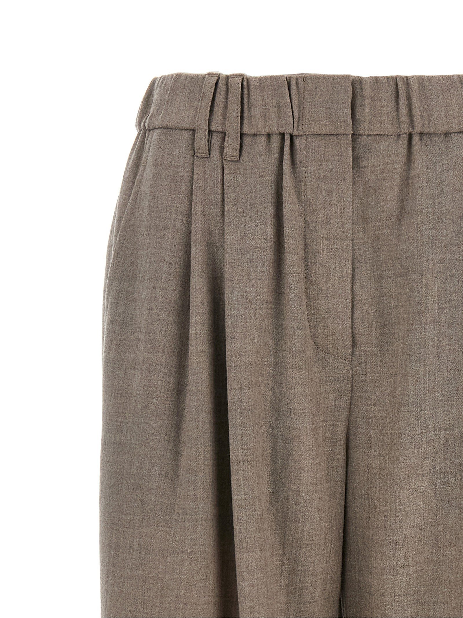 Light pants with pleats - Image 3