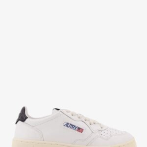 Medalist leather sneakers