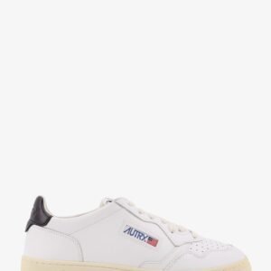Medalist Low leather sneakers with side logo