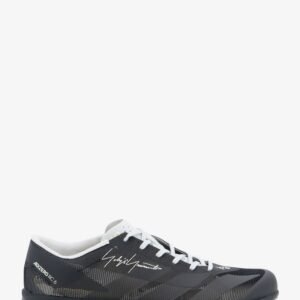 Mesh sneakers with embroidered logo on the side
