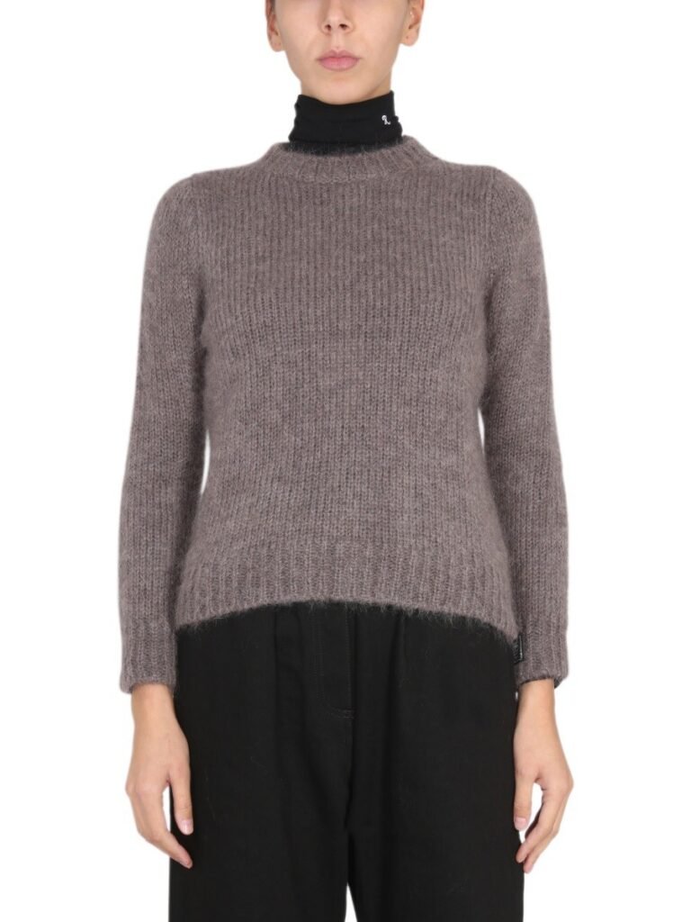 MOHAIR CREWNECK SWEATER