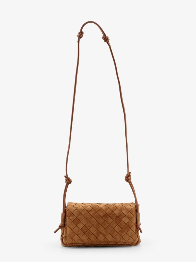 Notturno suede pouch