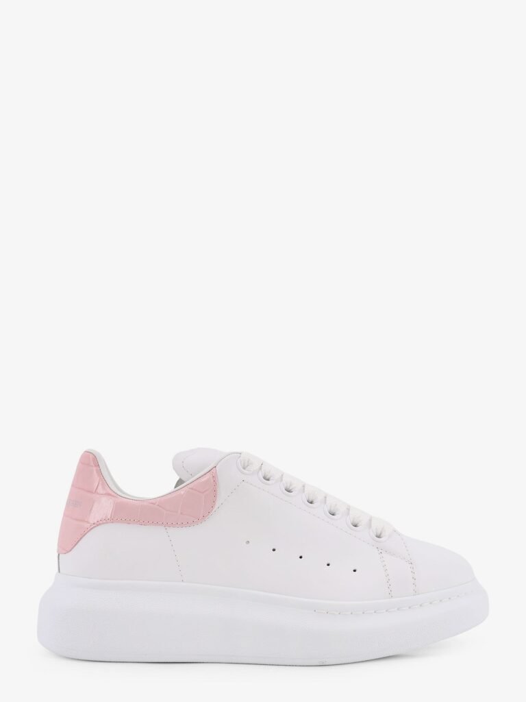 Oversize leather sneakers