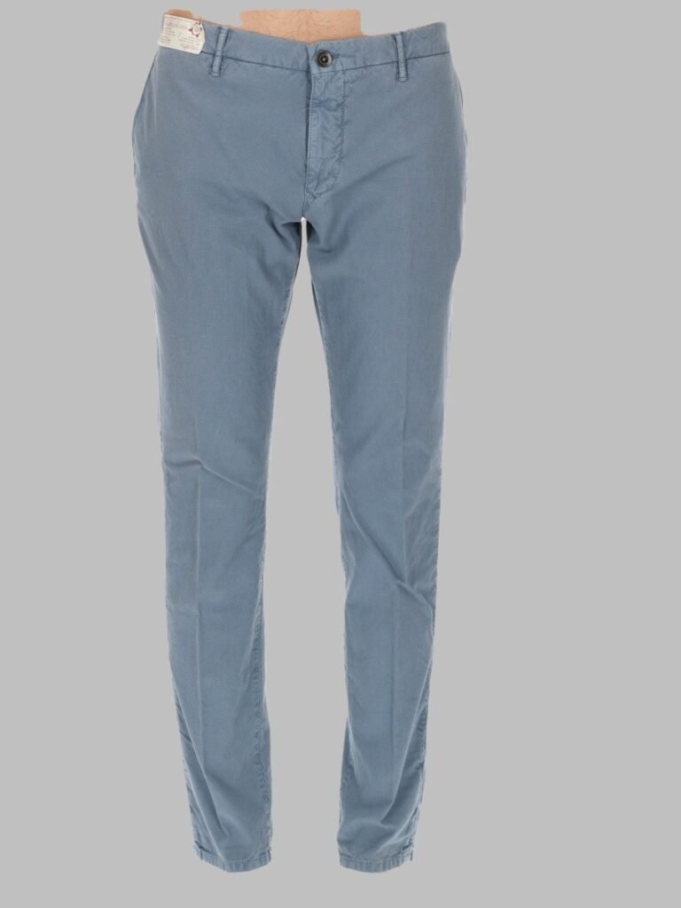 JEANS CON PATCH LOGO