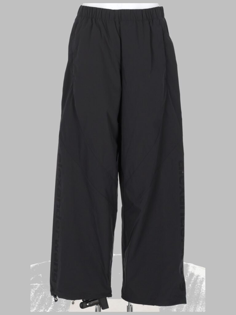 PANTALONE TRUCK CON LOGO TRAFORATO
