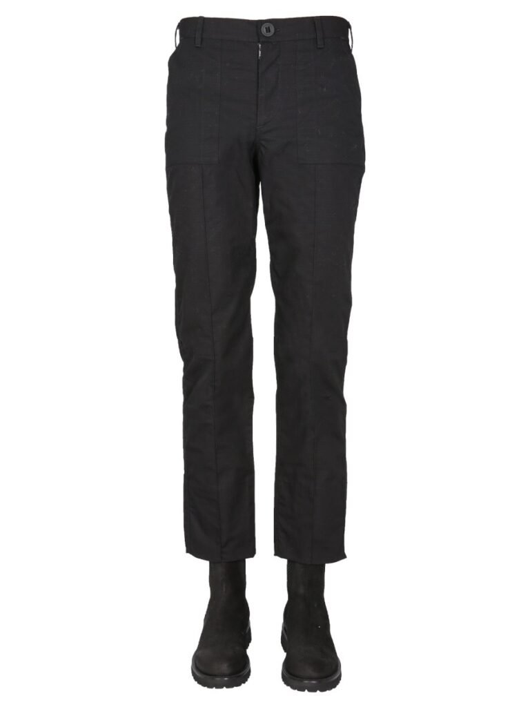 PANTS WITH LOGO BUTTON