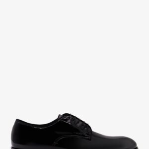 Patent leather lace-up