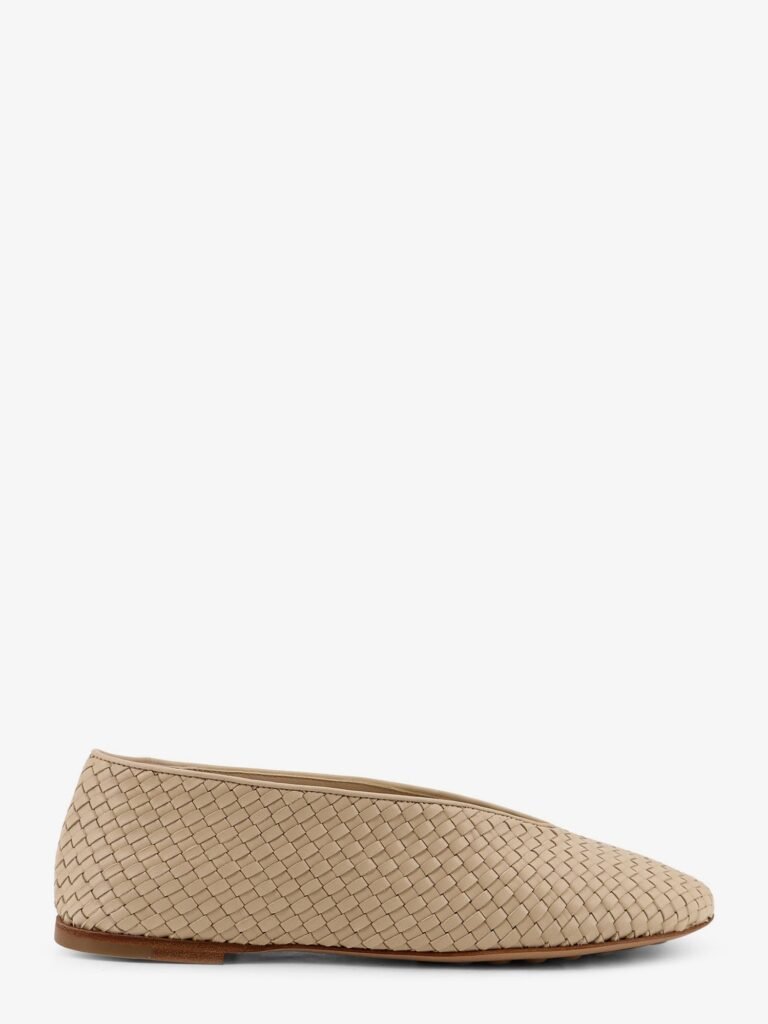 Rosa Flat leather ballerinas with Intrecciato motif