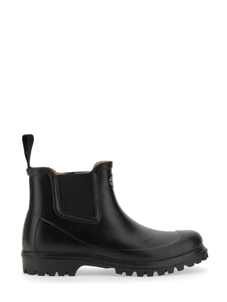 RUBBER BOOT