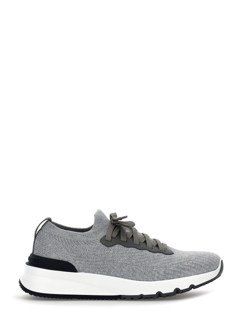 'Runners' sneakers