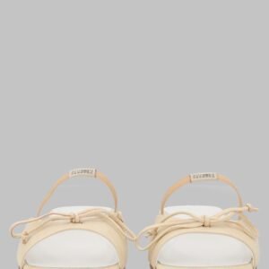 SANDALO SLINGBACK CON DETTAGLIO A FIOCCO
