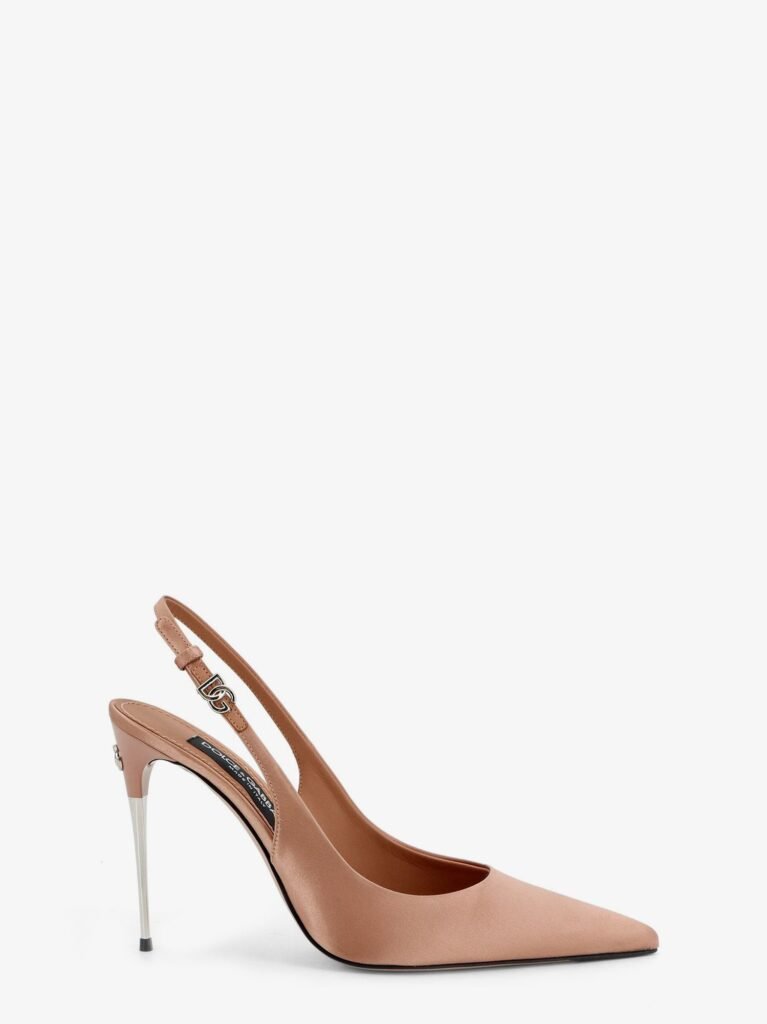 Satin pumps