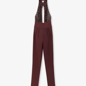 Satin suit with sewuins on the top