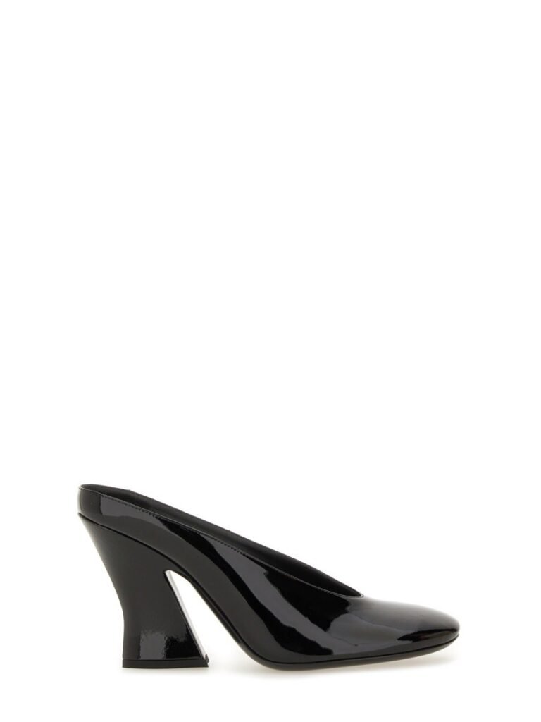 "SCULPTED" LEATHER PUMPS