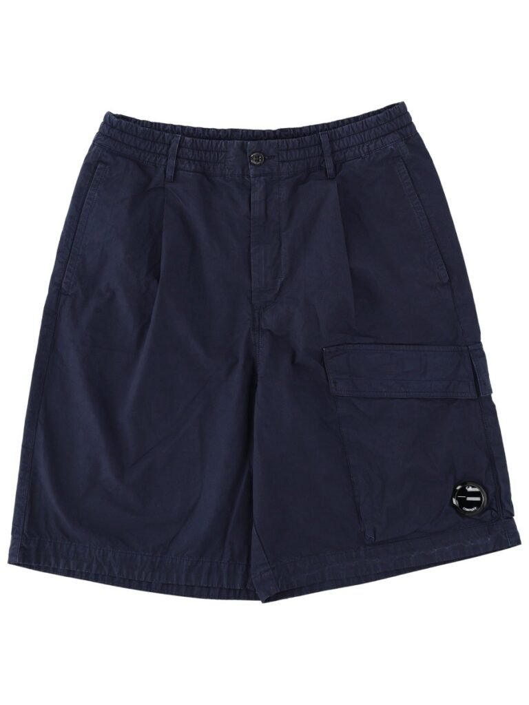 SHORTS CARGO CON PATCH LOGO