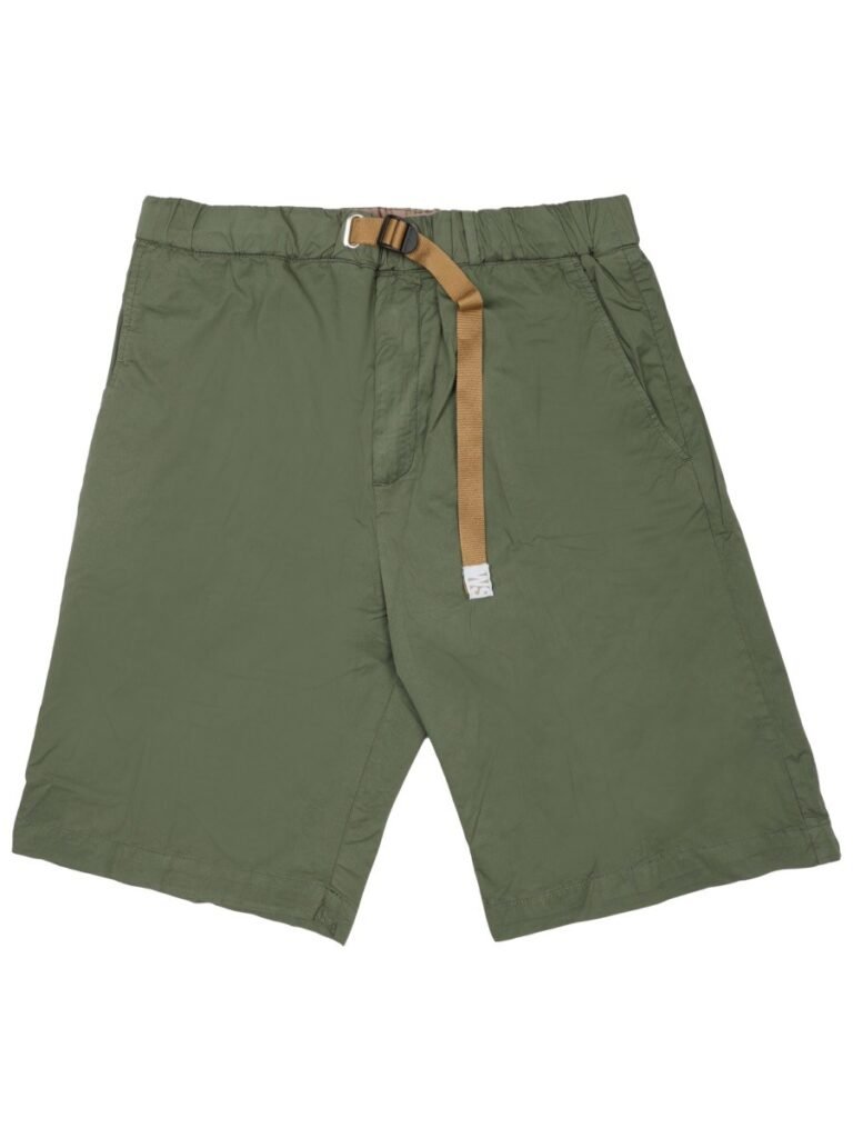 SHORTS CON CINTURA
