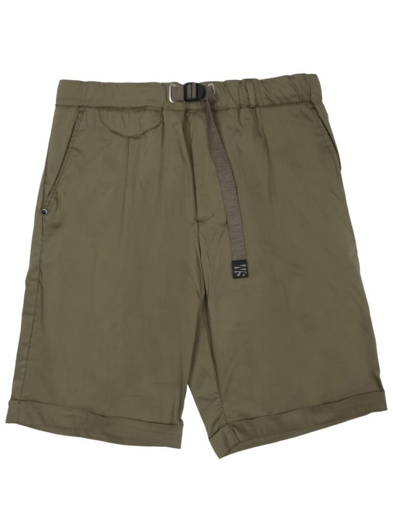 SHORTS CON CINTURA