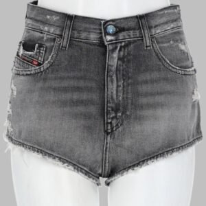 SHORTS IN DENIM CON ORLI SFRANGIATI