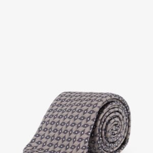 Silk tie