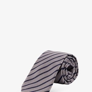 Silk tie