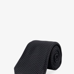 Silk tie