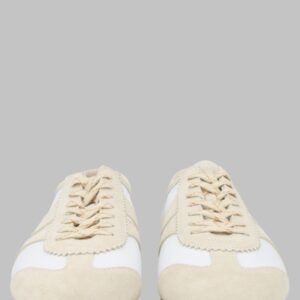 SNEAKER IN PELLE CON DETTAGLI IN SUEDE