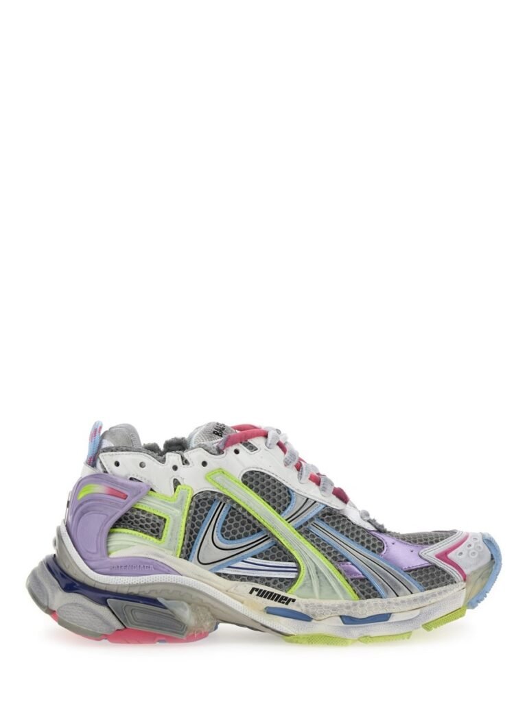 SNEAKER RUNNER