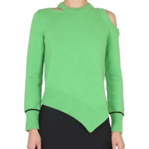 SWEATER WITH BARE SHOULDERS