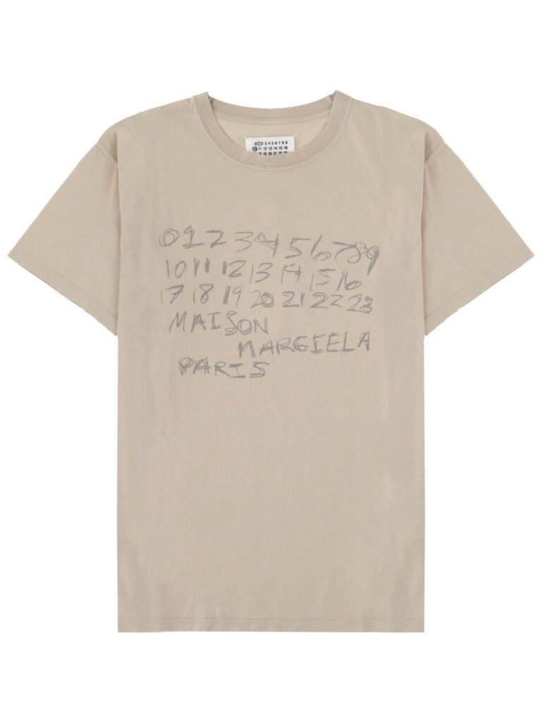 T-SHIRT CON STAMPA