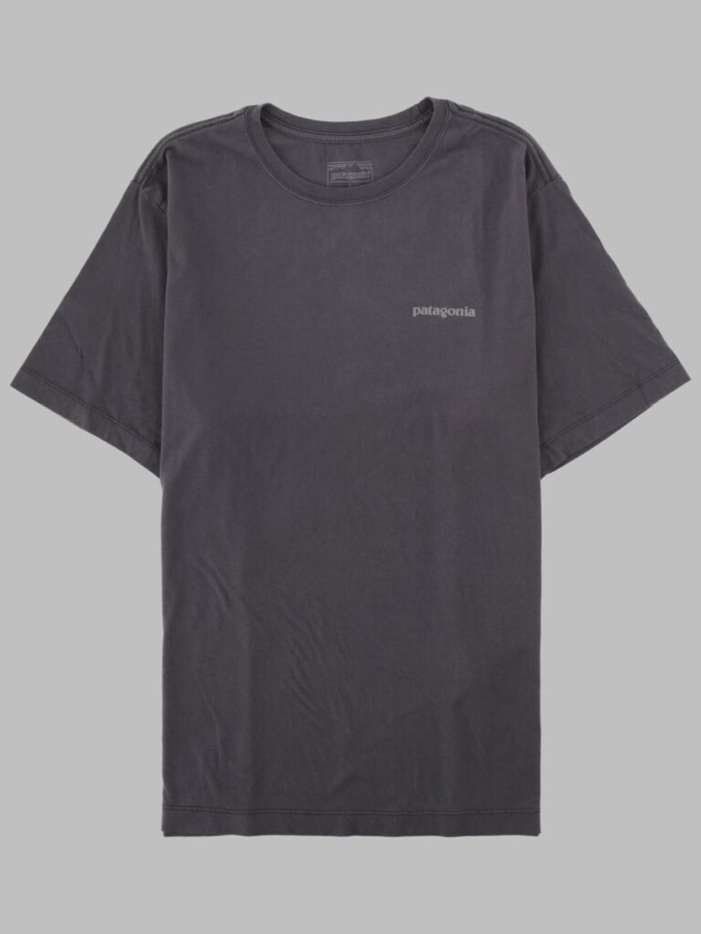 T-SHIRT "P-6" CON STAMPA LOGO